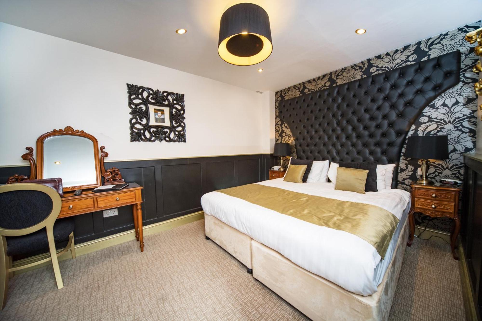 Henley Hotel Ngoại thất bức ảnh