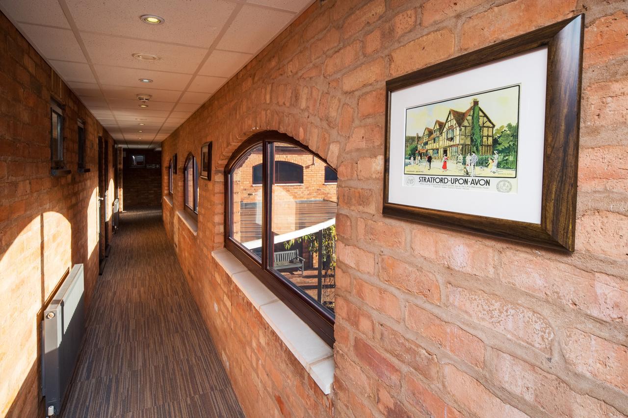 Henley Hotel Ngoại thất bức ảnh