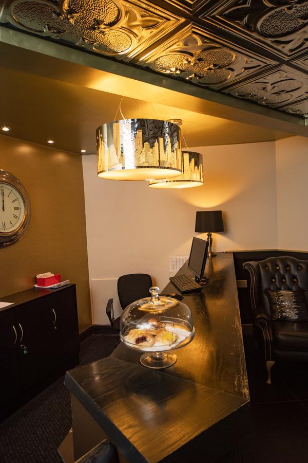 Henley Hotel Ngoại thất bức ảnh