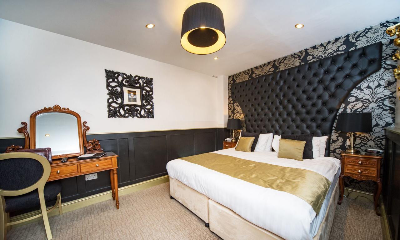 Henley Hotel Ngoại thất bức ảnh
